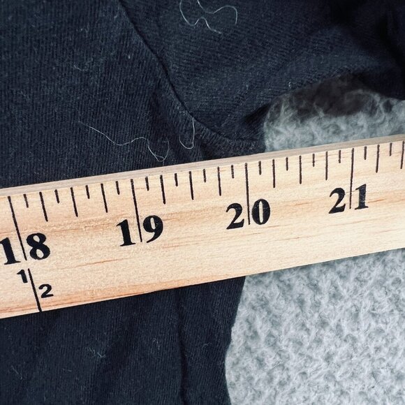 Bucees Adult Top Large Black Peace Love Buc-ees Short Sleeve Beaver Logo T Shirt - Picture 4 of 6